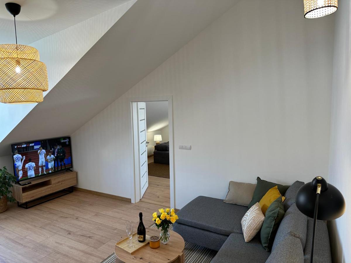 Green Apartment - City Centre - Main Square Liptovský Mikuláš 외부 사진