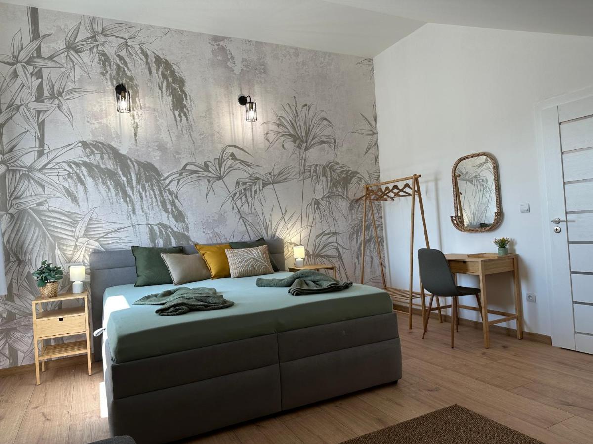 Green Apartment - City Centre - Main Square Liptovský Mikuláš 외부 사진