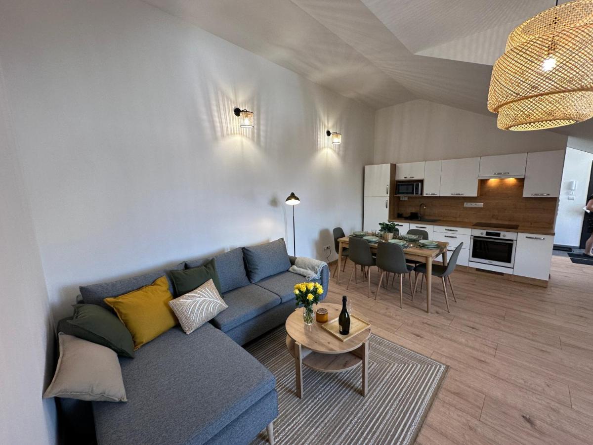 Green Apartment - City Centre - Main Square Liptovský Mikuláš 외부 사진